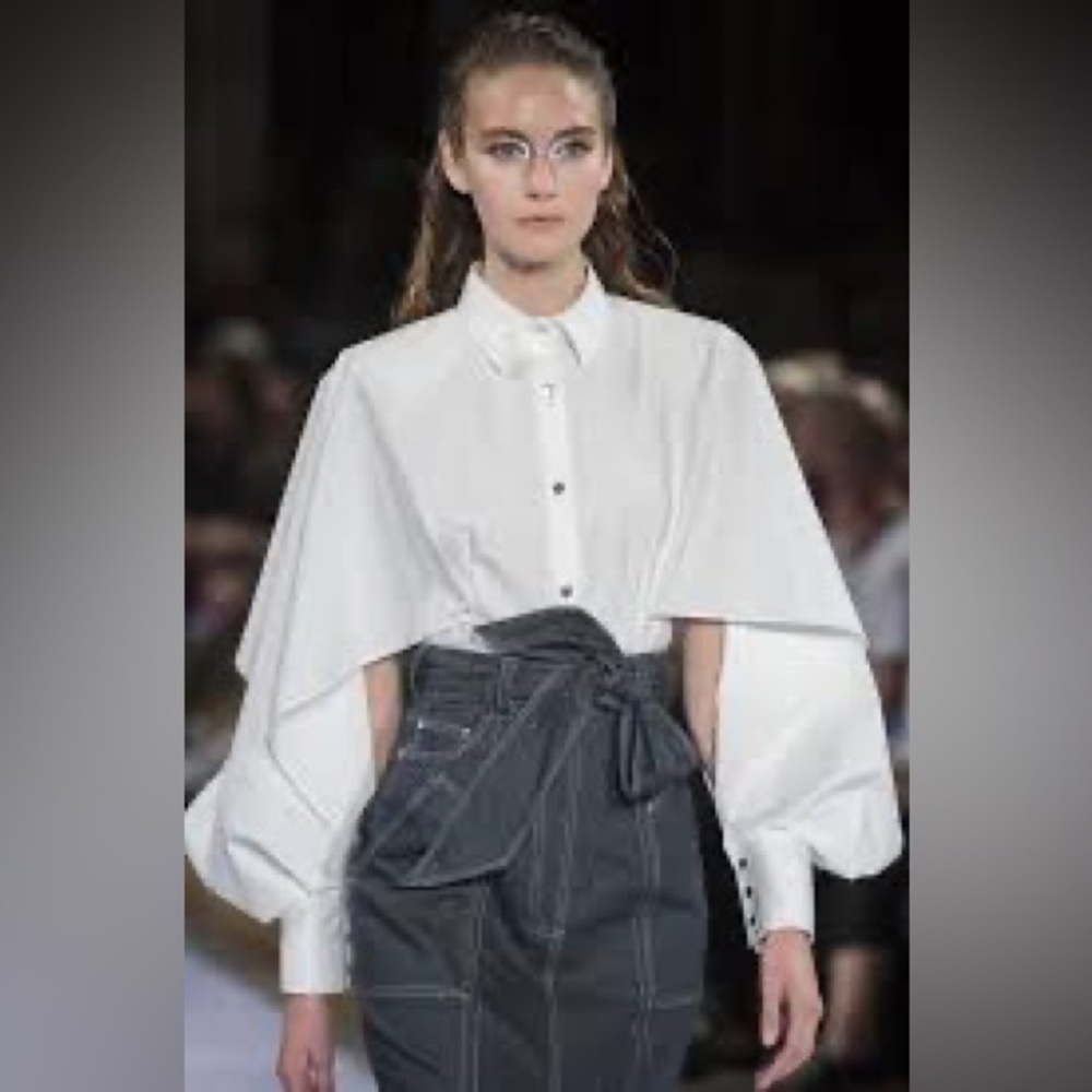 WOMEN’S TOPS (Category)